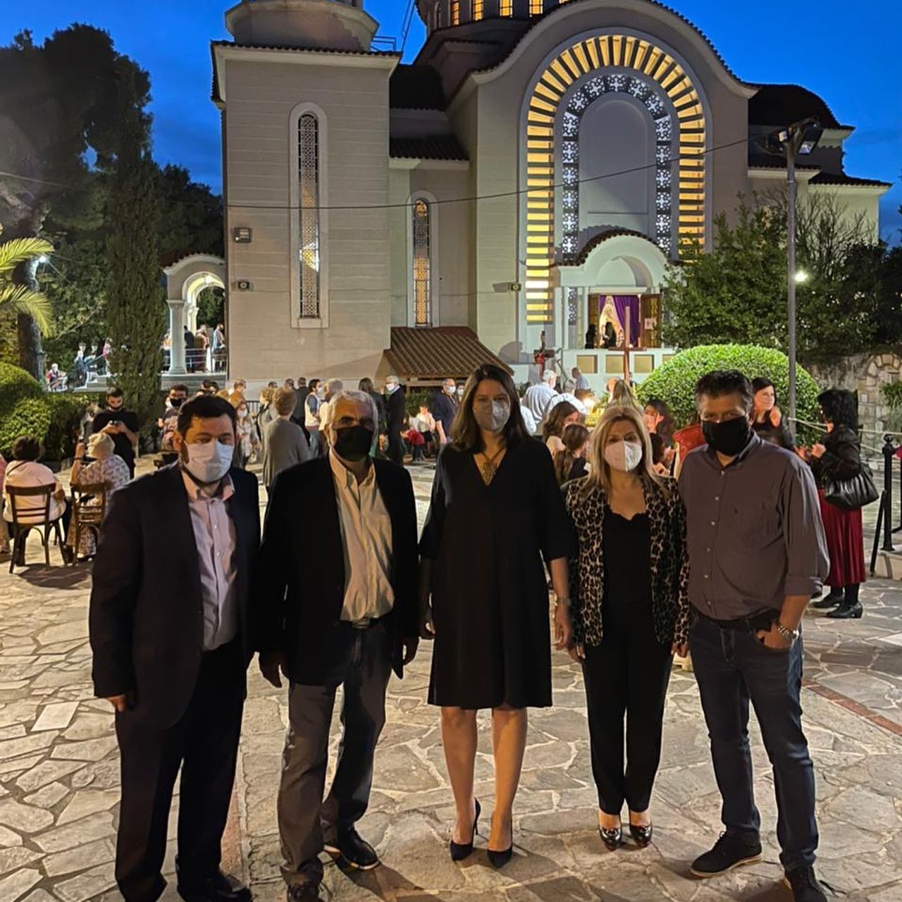 Στους Αγίους Αποστόλους για την ακολουθία του Επιταφίου Θρήνου ο Δήμαρχος