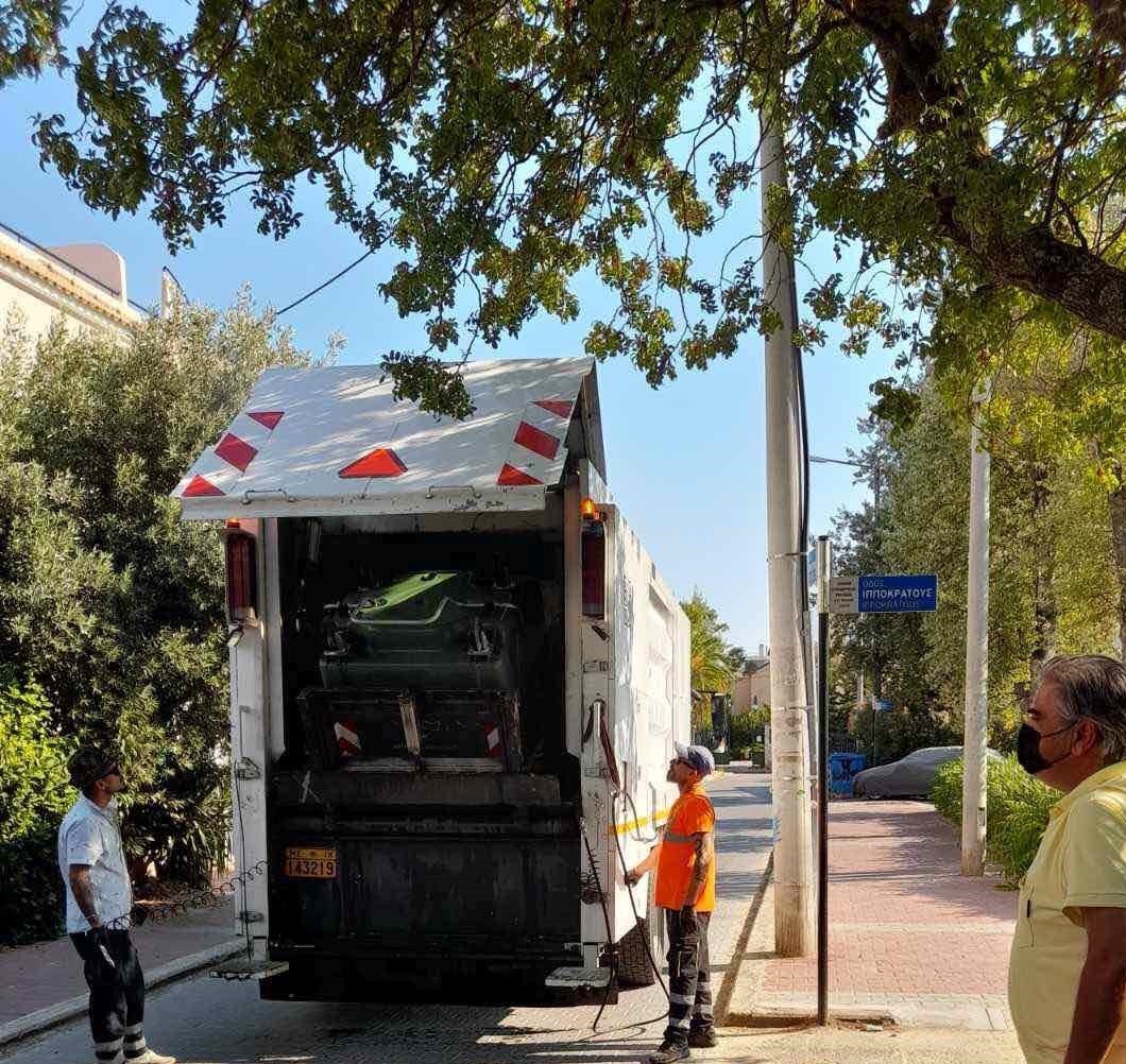 Πλύσεις κάδων από τον Δήμο Λυκόβρυσης- Πεύκης