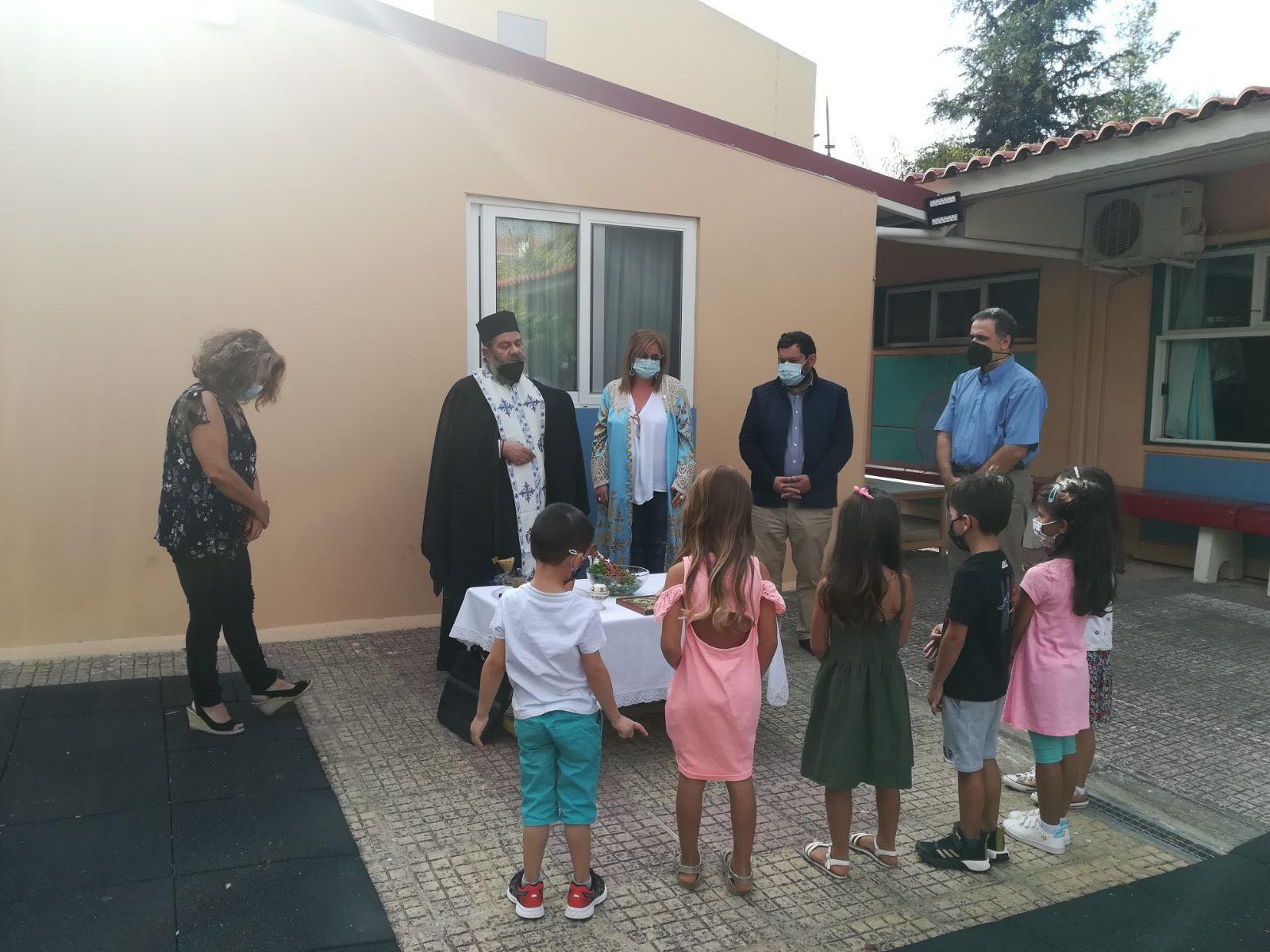 Σε σχολεία του Δήμου την ημέρα του αγιασμού ο Δήμαρχος
