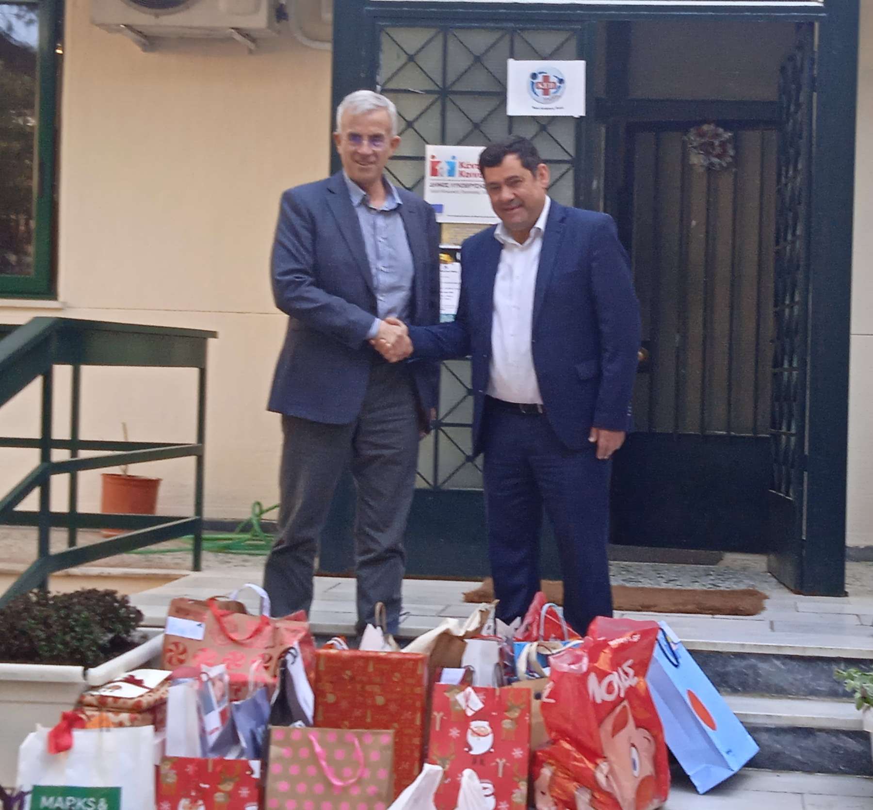 Σημαντικές προσφορές για τις Κοινωνικές Δομές του Δήμου εν όψει των Χριστουγέννων