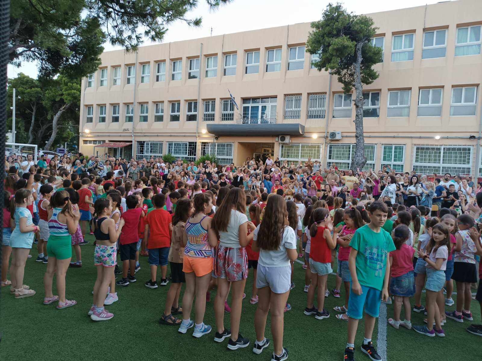Ολοκληρώθηκε με γιορτή η πρώτη περίοδος της καλοκαιρινής δημιουργικής απασχόλησης