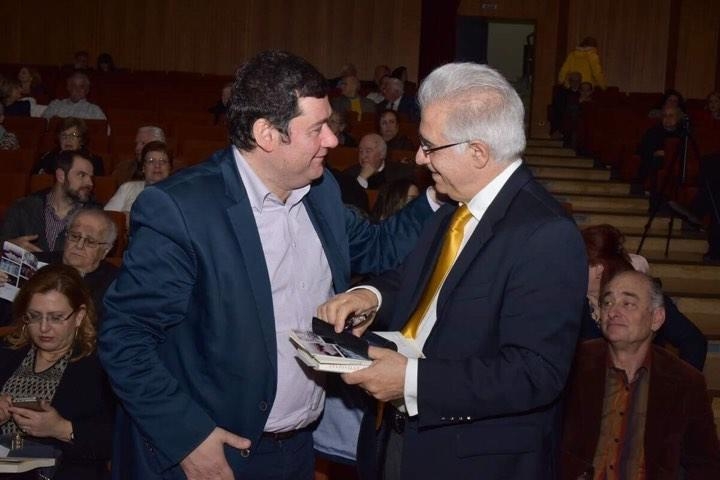 Στην παρουσίαση του νέου βιβλίου του Νίκου Λάζαρη ο Δήμαρχος
