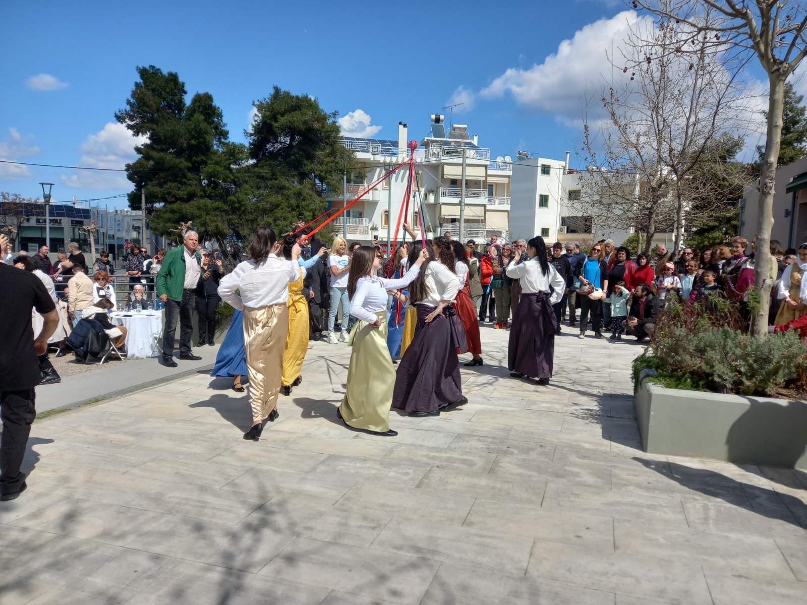 Με μουσική, κέφι και χορό γιορτάστηκαν τα Κούλουμα στο Δήμο Λυκόβρυσης – Πεύκης!