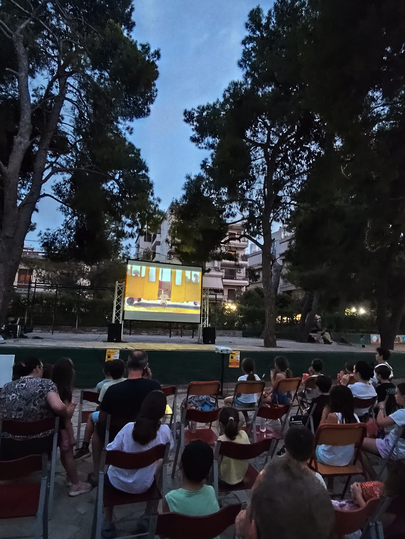 Ματαιώνεται λόγω κακοκαιρίας η αποψινή προβολή ταινίας στο Άλσος Βαρβαρέσου